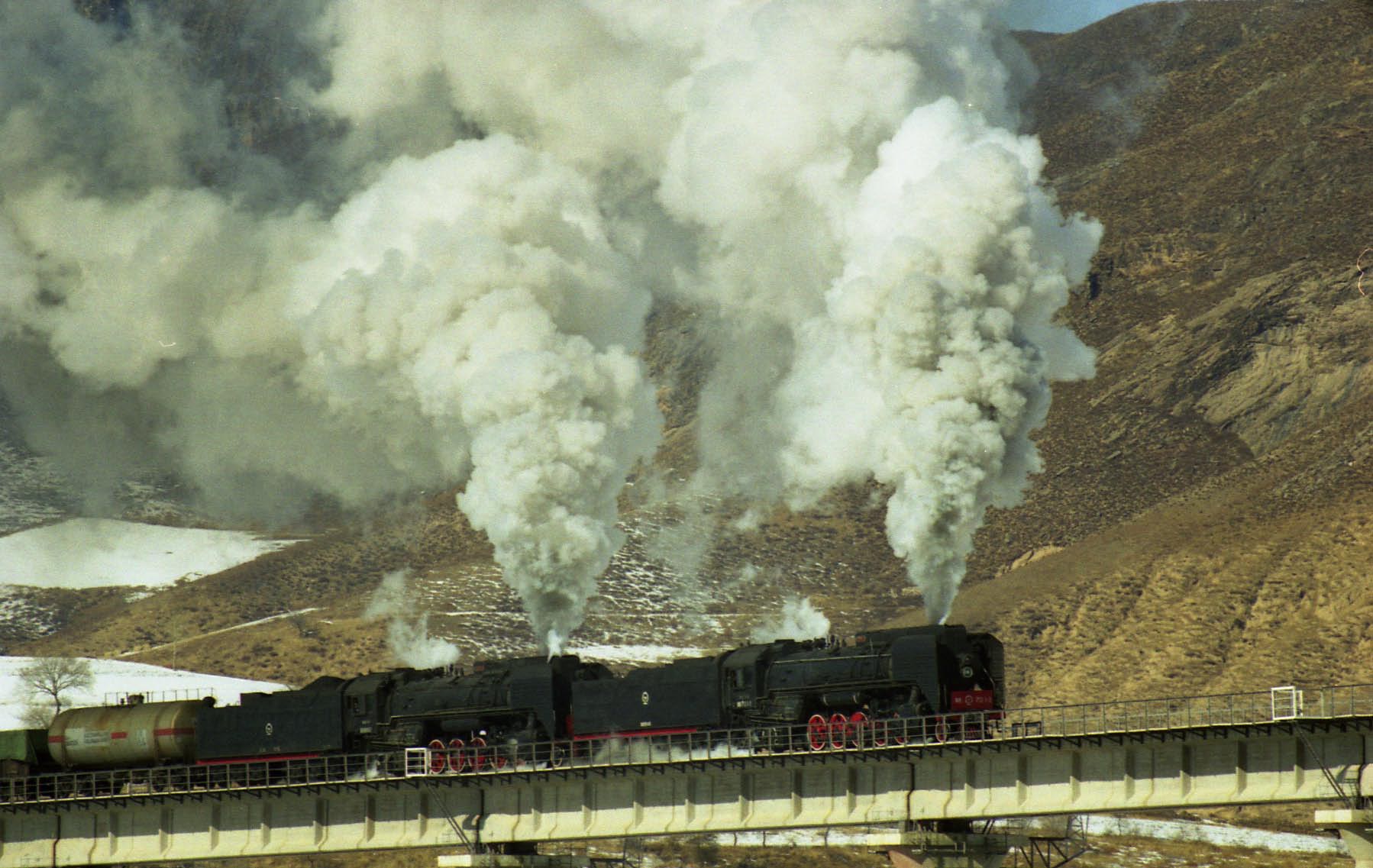 2 QJs on the Jing Peng Pass