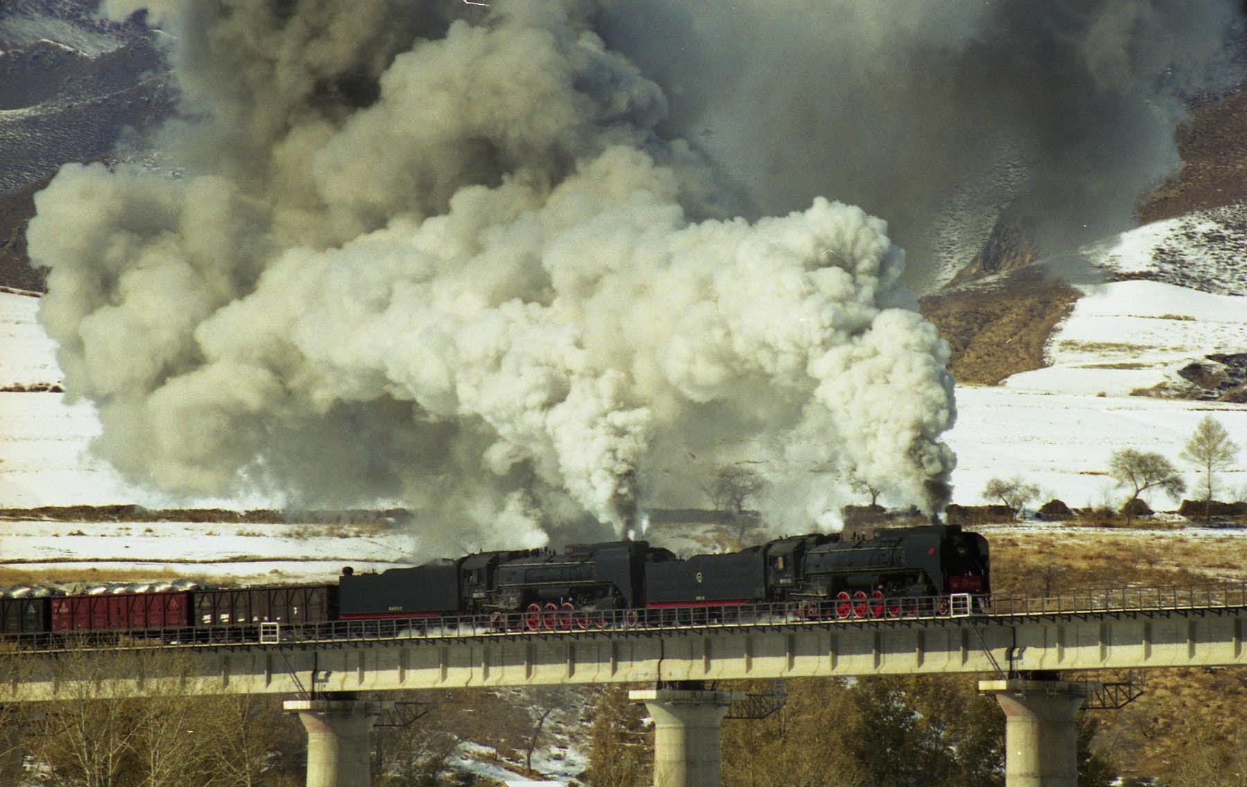 2 QJs on the Jing Peng Pass